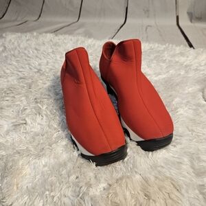 iRi shoes Unisex size‎ 6 U. S and 36 UK size  like new